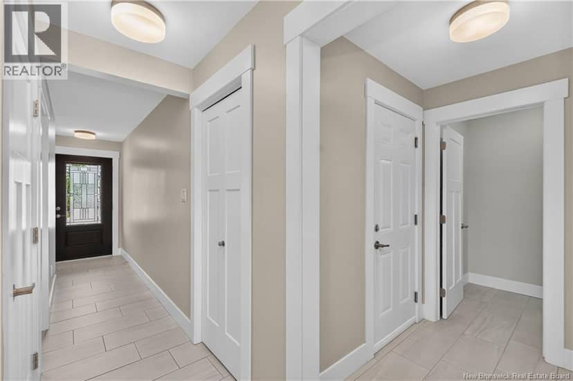 42 Auberry Street — photo 8 of 40