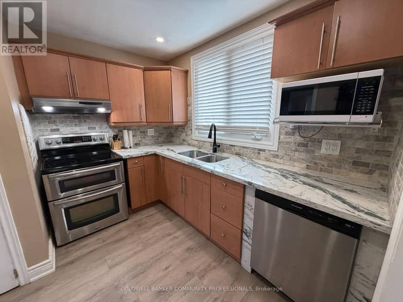 94 Howard Avenue — photo 9 of 31