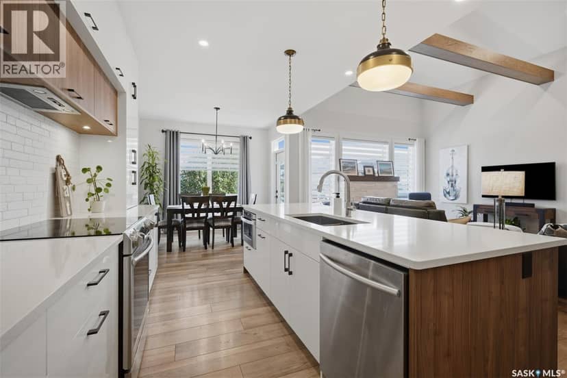 566 Bolstad TURN, Saskatoon, photo 5