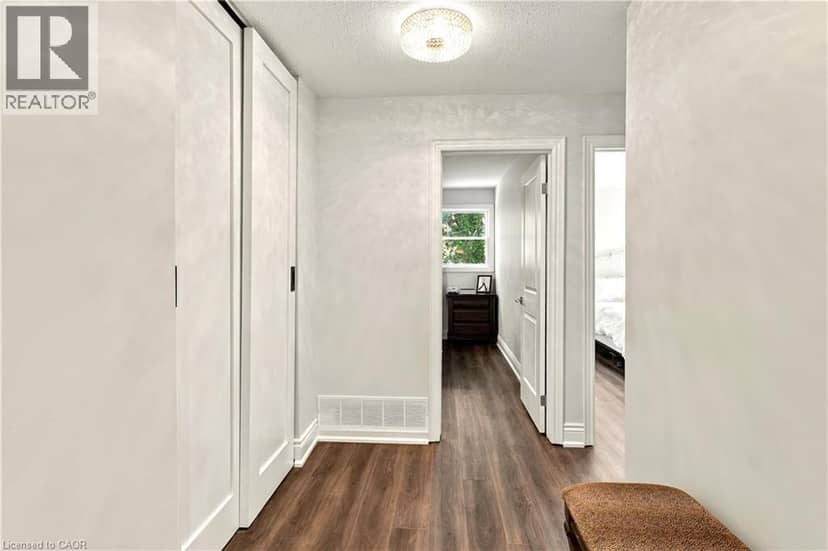 2390 SINCLAIR Circle — photo 16 of 40