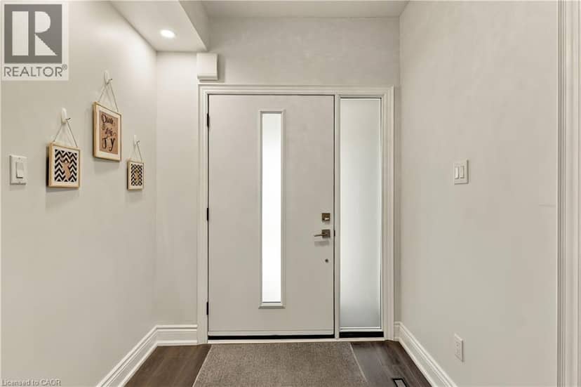 2390 SINCLAIR Circle — photo 4 of 40