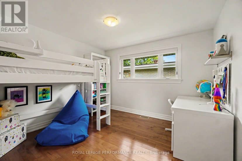 2061 Cabot Street — photo 20 of 39