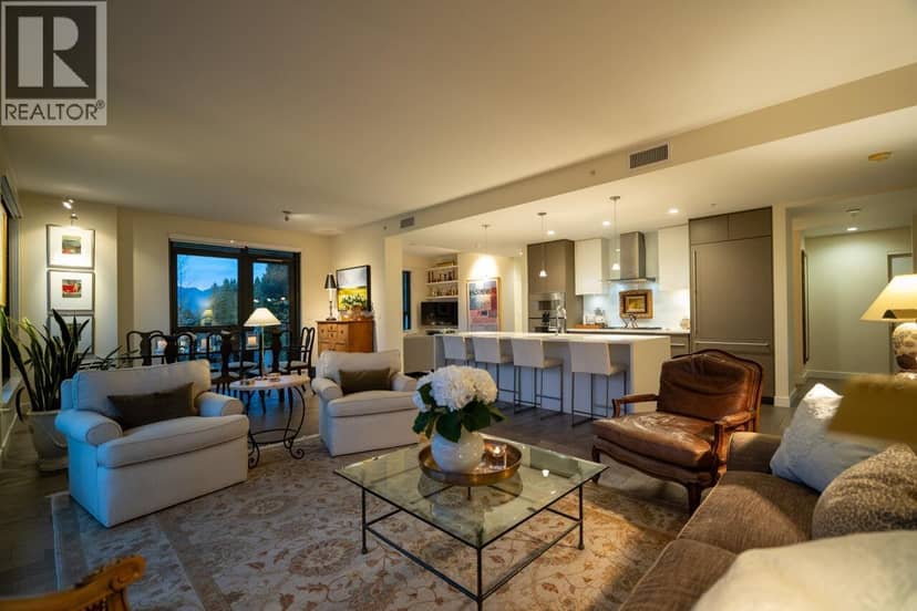302 4427 CAMBIE STREET, Vancouver, photo 5