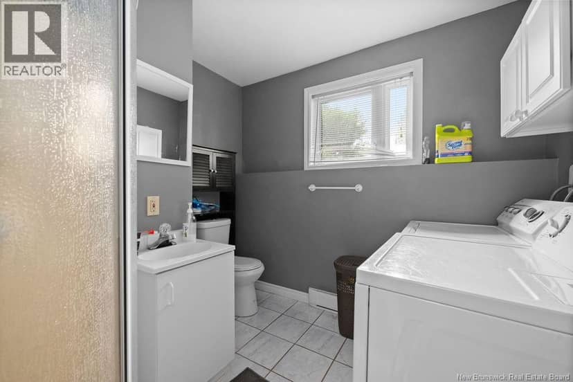 29-31 Fulton Crescent — photo 22 of 40