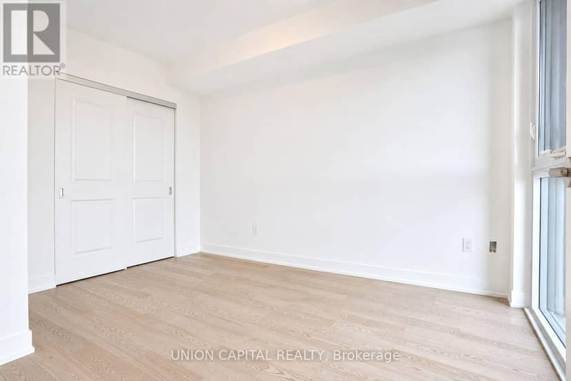 1104 - 1063 Douglas McCurdy Common — photo 7 of 15