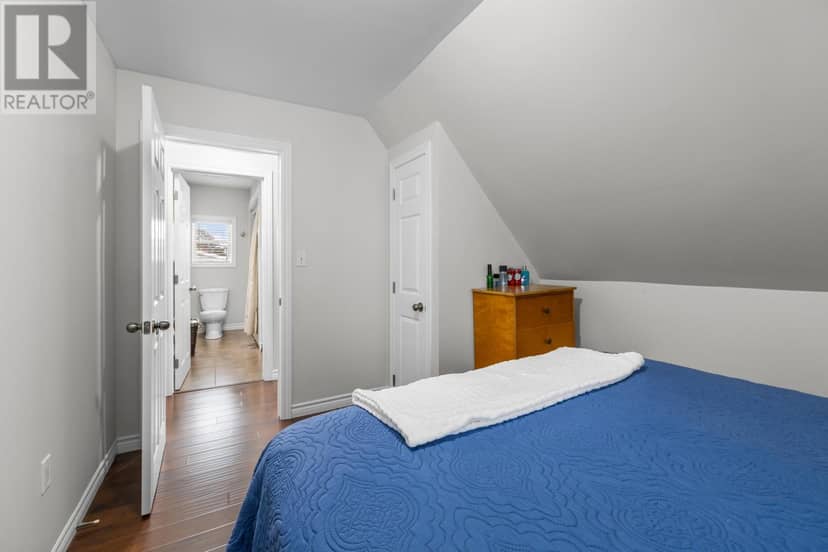 69 Bayview Drive — photo 16 of 40