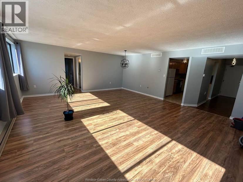380 PELISSIER STREET Unit# 1805 — photo 6 of 18