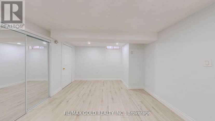 133 Wake Robin Drive — photo 15 of 40