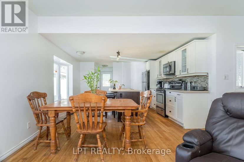 1430 Muskoka Road N — photo 18 of 30