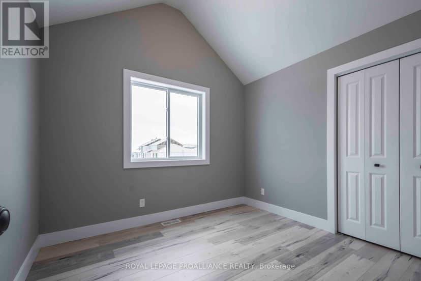 117 Farrington Crescent — photo 13 of 23