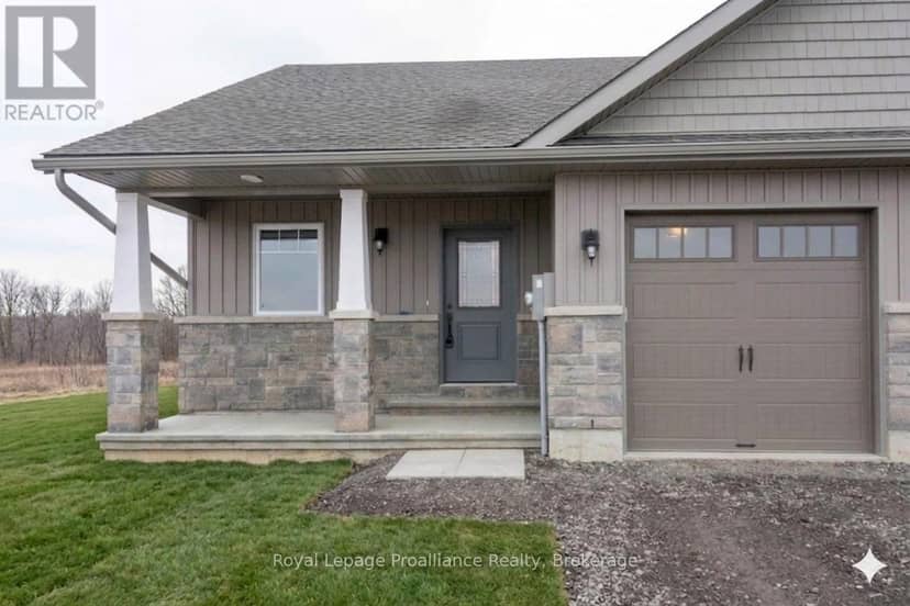 117 Farrington Crescent, Prince Edward County, photo 2