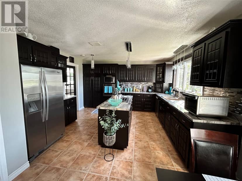 13 Midway Road — photo 12 of 40