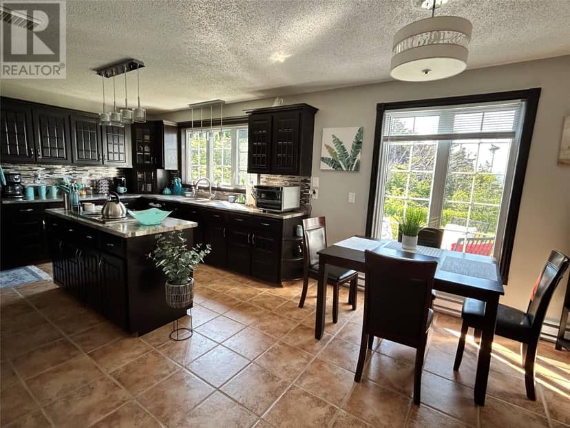 13 Midway Road — photo 9 of 40