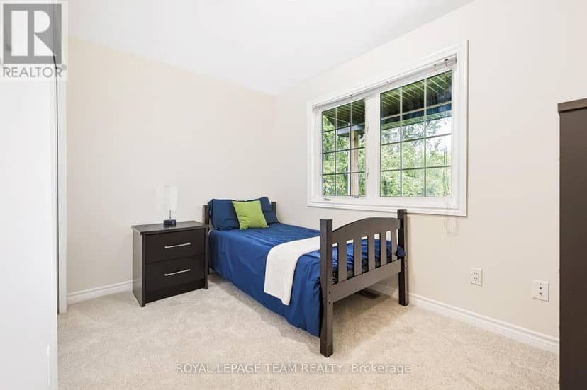44 Meadowglen Circle — photo 22 of 40