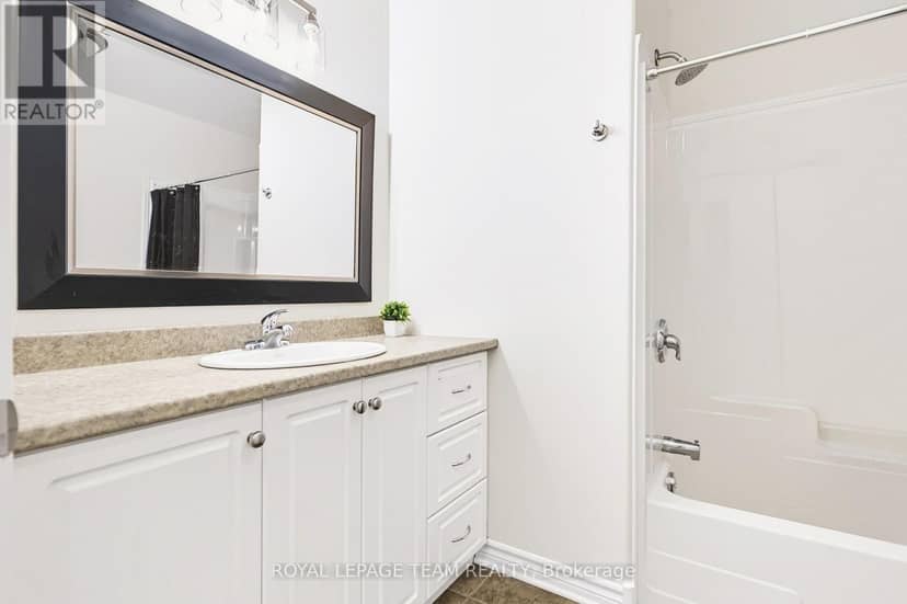 44 Meadowglen Circle — photo 25 of 40