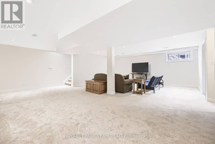 44 Meadowglen Circle — photo 30 of 40
