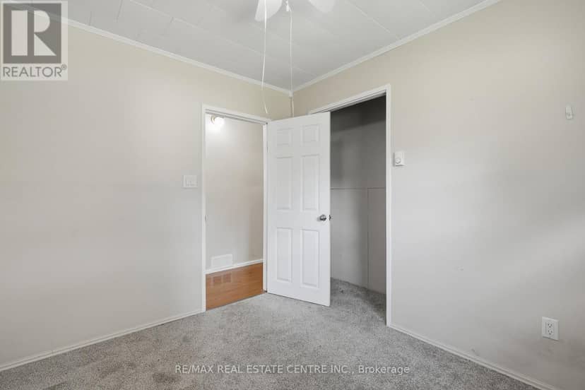 67 Clarence Street — photo 24 of 37