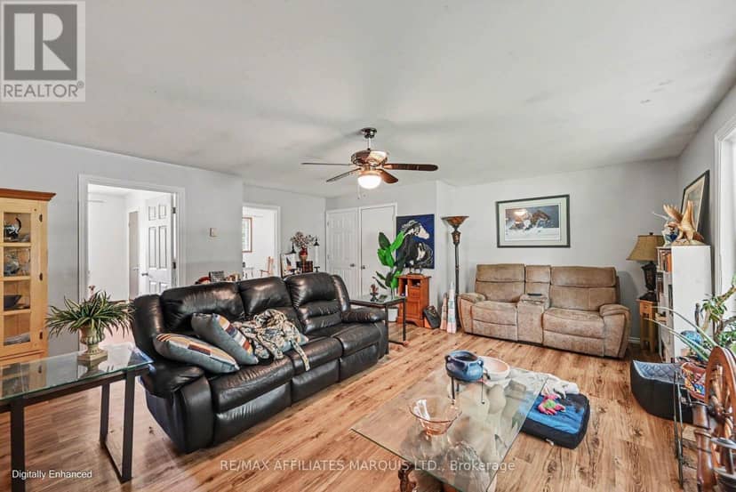 21111 Conc 8 Road — photo 10 of 29