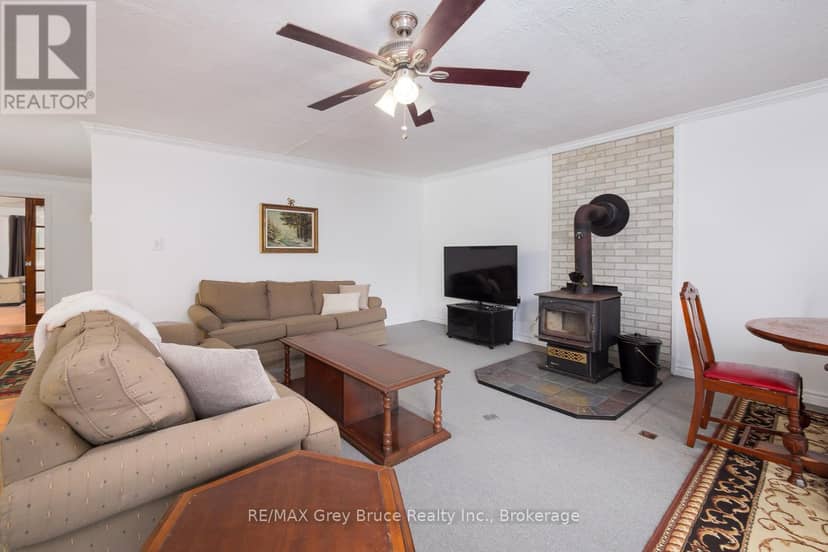 1477 Highway 6 Highway — photo 14 of 40