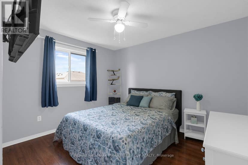 14 Copeman Crescent — photo 11 of 20