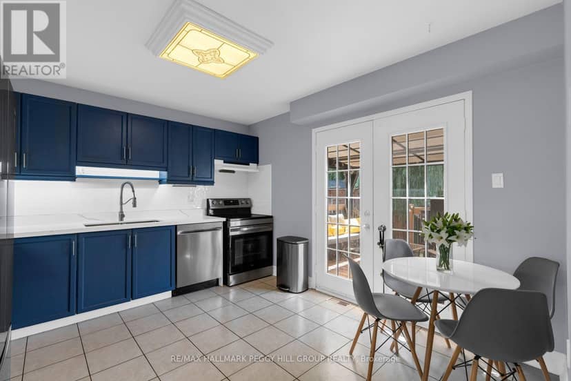 14 Copeman Crescent — photo 6 of 20