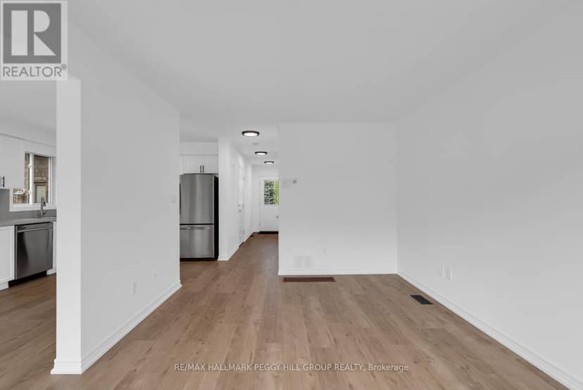 89 Connor Avenue — photo 6 of 22