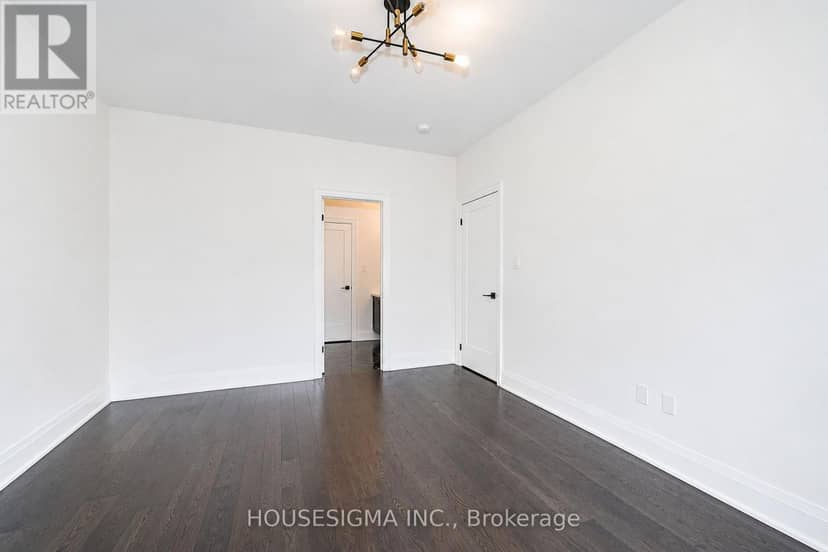 62 Royal Fern Crescent — photo 26 of 36