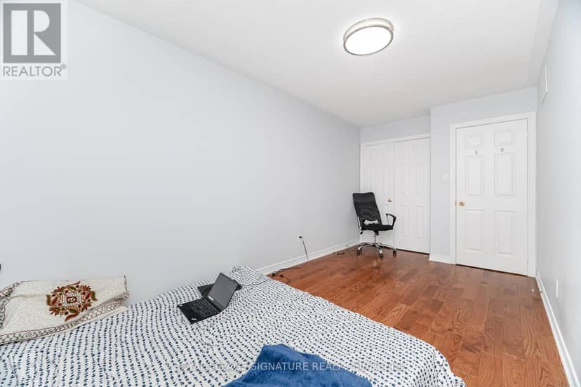 443 Comiskey Crescent — photo 31 of 40