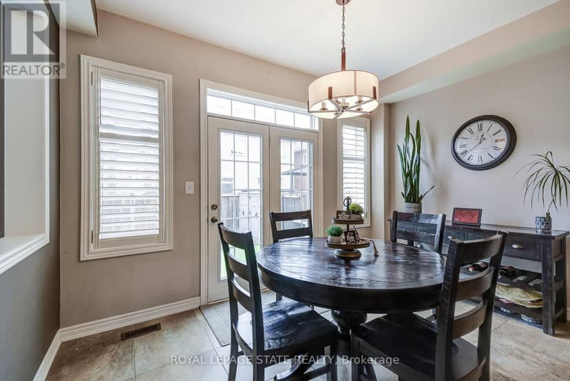 23 McKnight Avenue — photo 8 of 40
