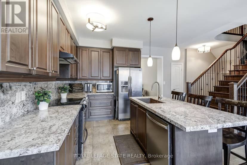 23 McKnight Avenue — photo 9 of 40