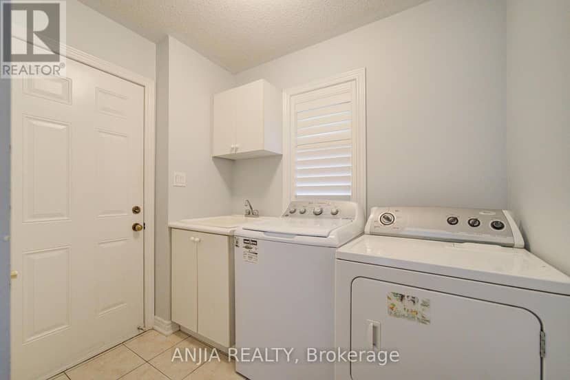 74 Batchford Crescent — photo 24 of 40