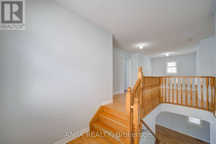 74 Batchford Crescent — photo 25 of 40