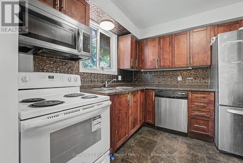 677 Tackaberry Drive — photo 14 of 39
