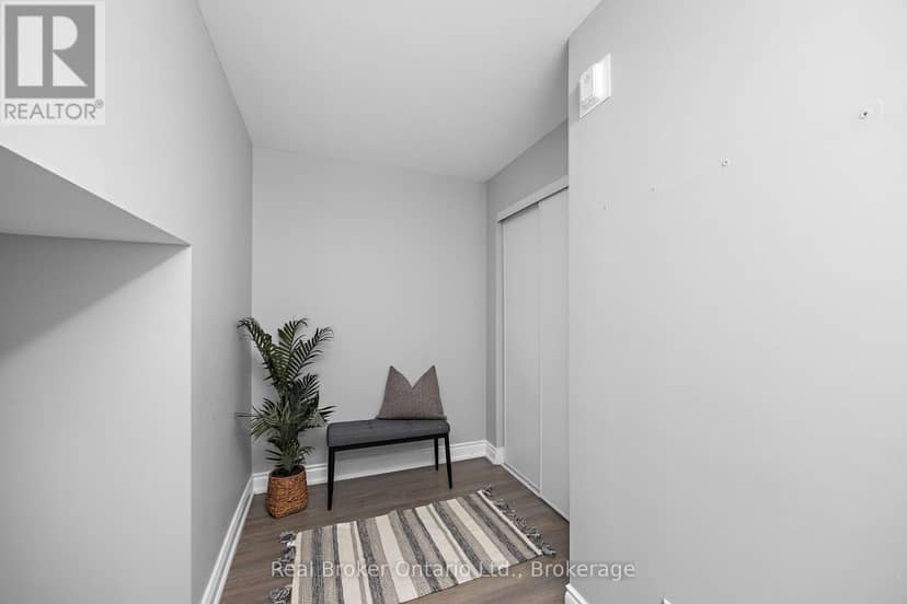 216 - 21 Brookhouse Drive, Clarington, photo 7