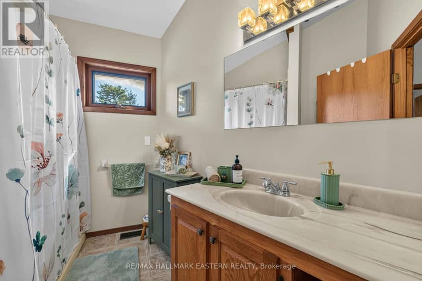 25 Balsam Road — photo 18 of 40