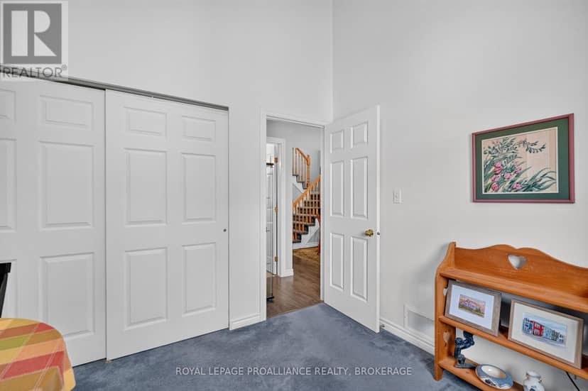 733 Shires Way — photo 10 of 31