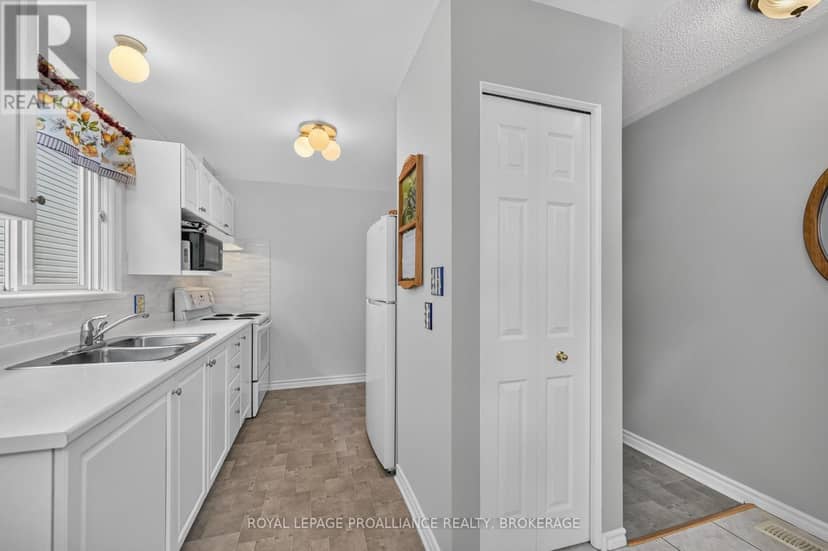 733 Shires Way — photo 6 of 31
