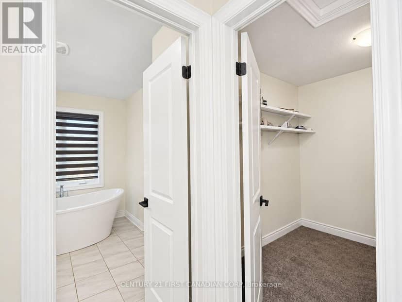 36 Seaton Crescent — photo 40 of 40