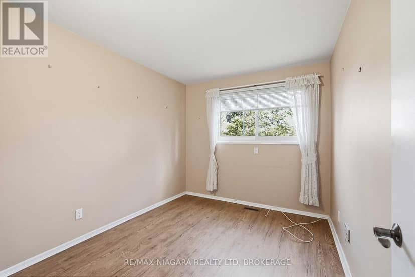 150 Woodside Drive — photo 18 of 35
