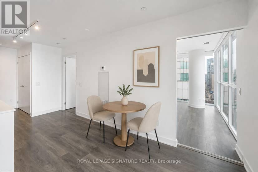 1203 - 87 Peter Street — photo 5 of 32