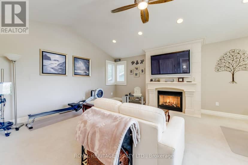 8 Chantrey Court — photo 19 of 40