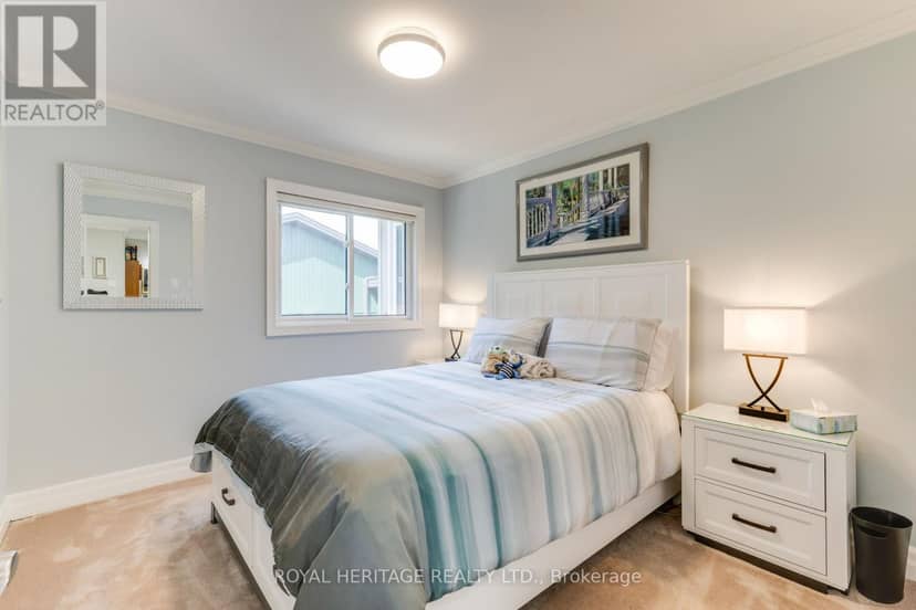 8 Chantrey Court — photo 30 of 40