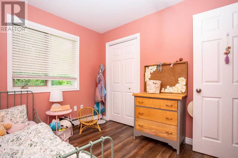 17 APTOS Drive — photo 12 of 40