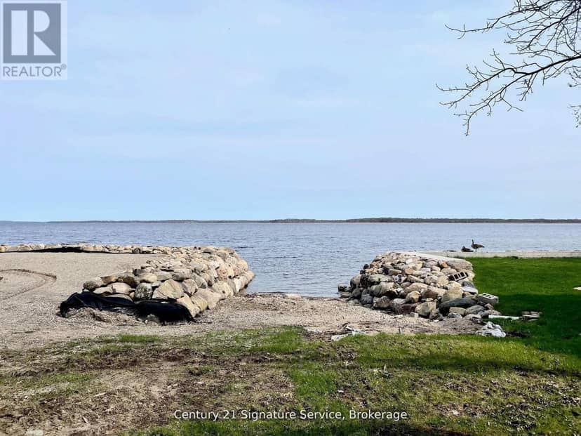 257 Robins Point Road, Tay, photo 5