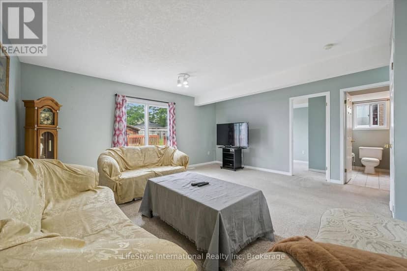 193 Deerpath Drive — photo 19 of 40