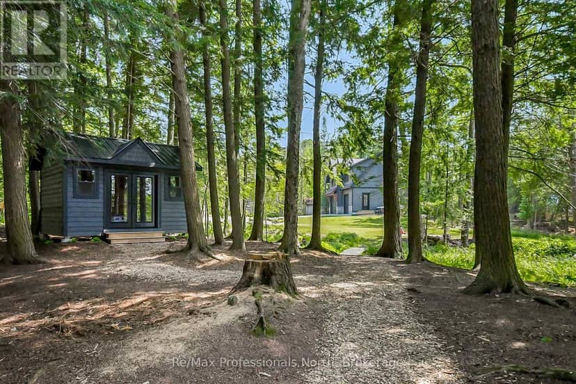 1054 Brydons Bay Road — photo 33 of 40