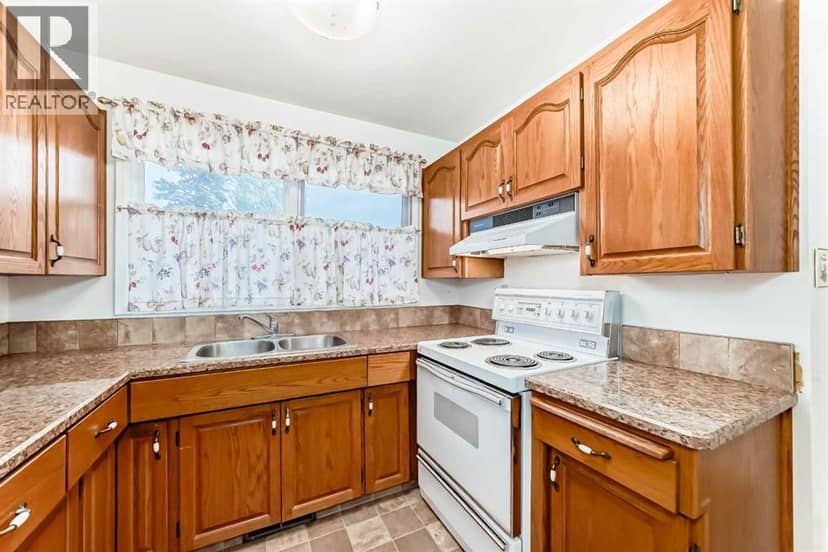 1106 Ninga Road NW — photo 9 of 40