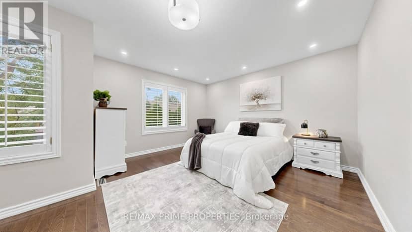 18B - 1084 Queen Street W — photo 19 of 40