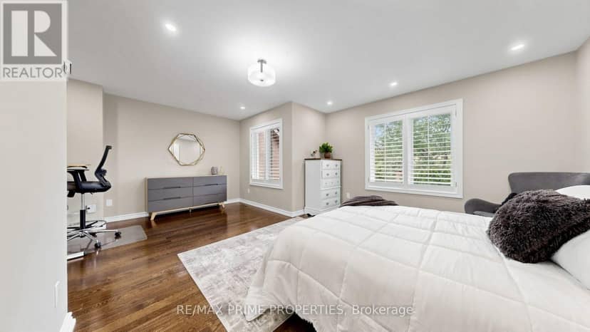 18B - 1084 Queen Street W — photo 21 of 40