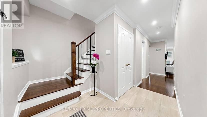 18B - 1084 Queen Street W — photo 25 of 40